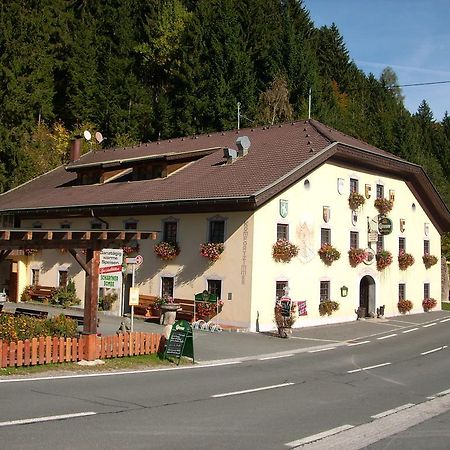 Gasthof Zum Loewen Sankt Jakob im Lesachtal Exteriör bild