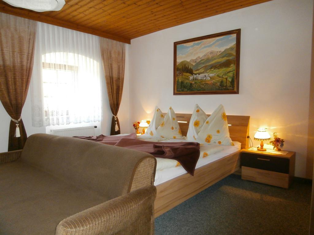 Gasthof Zum Loewen Sankt Jakob im Lesachtal Exteriör bild